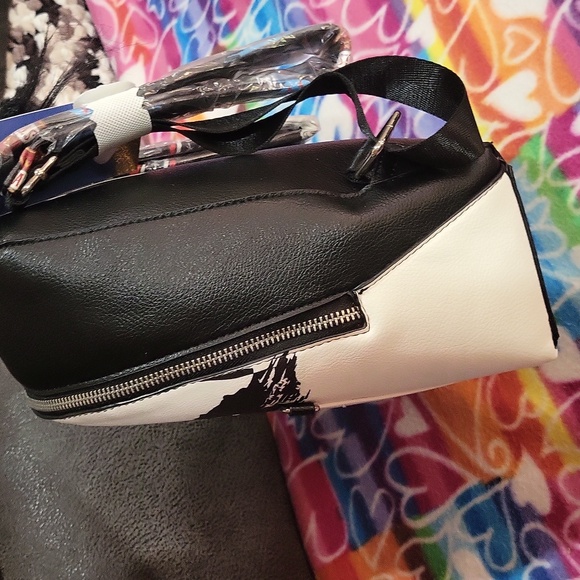 Danielle Nicole Disney Backpack - Picture 11 of 16